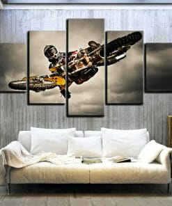 5a56d785f34a9206e726fec1 2 large