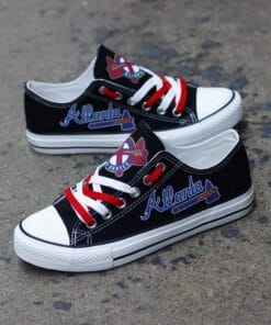 Atlanta Braves Limited Print MLB Students Low Top Canvas Shoes Sport Sneakers 2 b2313f2a 3a4a 47e3 bf05 f8ab505aaf0c