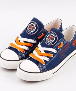 Detroit Tigers Limited Print MLB Students Low Top Canvas Shoes Sport Sneakers 2 7a209f74 e8dd 4f44 adff 8595e5a54735