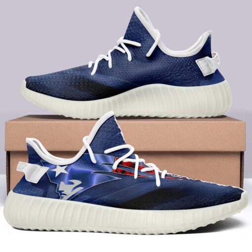 New England Patriots NFL 350v Yeezy Sneakers For Men Women Fans - Image 3