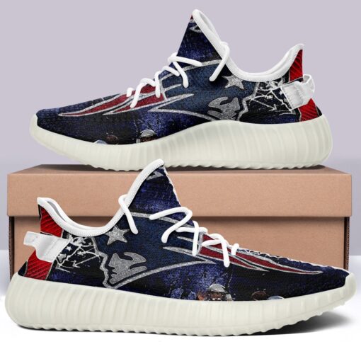 New England Patriots NFL 350v Yeezy Sneakers For Men Women Fans - Image 4
