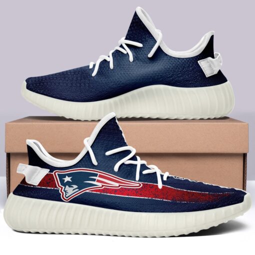 New England Patriots NFL 350v Yeezy Sneakers For Men Women Fans - Image 5