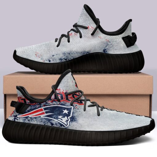New England Patriots NFL 350v Yeezy Sneakers For Men Women Fans - Image 6
